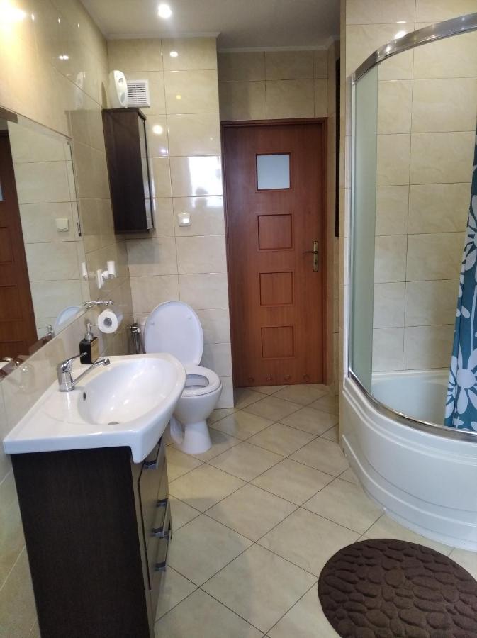 Apartament W Domu Na Wsi Tomaszów Lubelski Kültér fotó