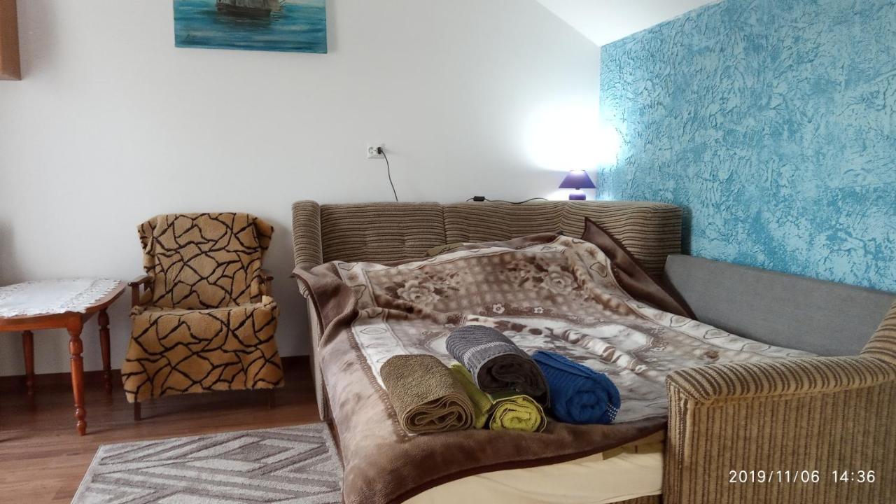 Apartament W Domu Na Wsi Tomaszów Lubelski Kültér fotó