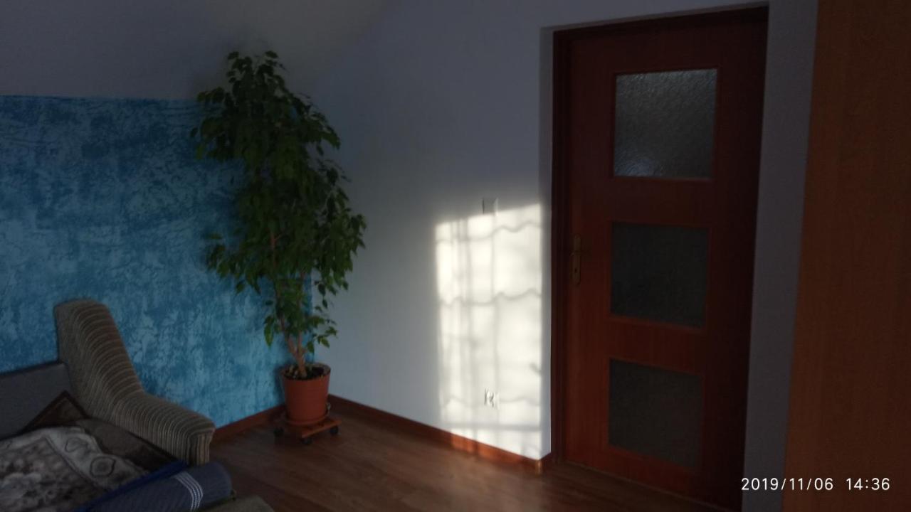 Apartament W Domu Na Wsi Tomaszów Lubelski Kültér fotó